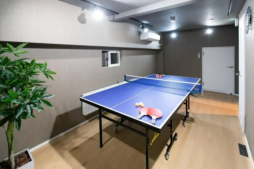 Villa S9W13 Laboinn Large Private House Sapporo Japan