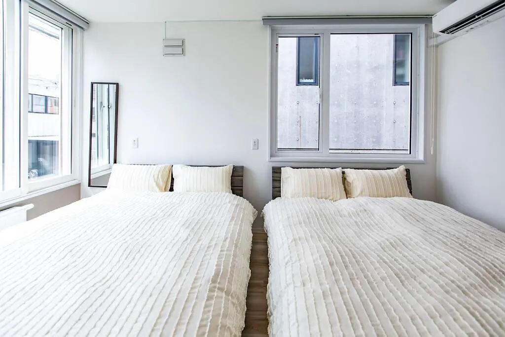 S9W13 Laboinn Large Private House Sapporo