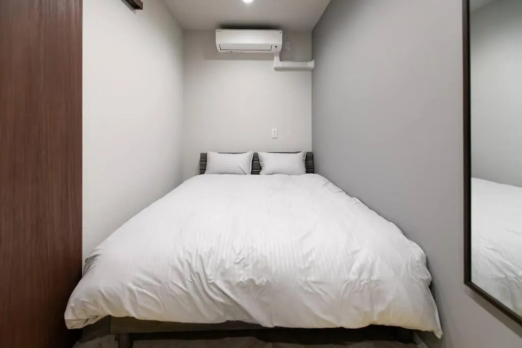Villa S9W13 Laboinn Large Private House Sapporo