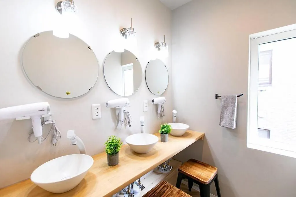 S9W13 Laboinn Large Private House Sapporo 0*,  Japan