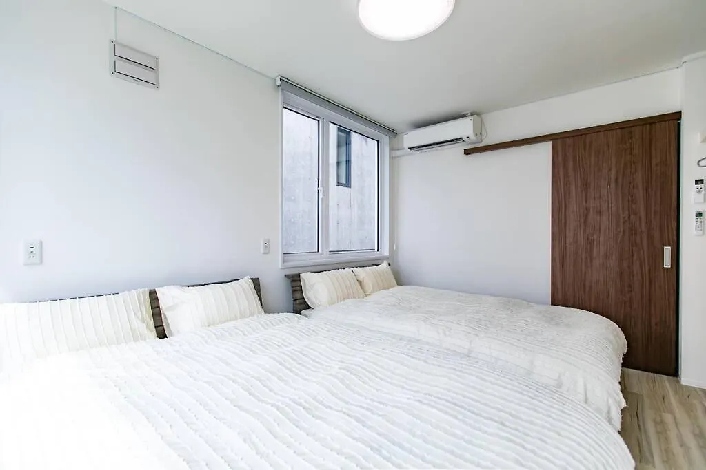 Villa S9W13 Laboinn Large Private House Sapporo